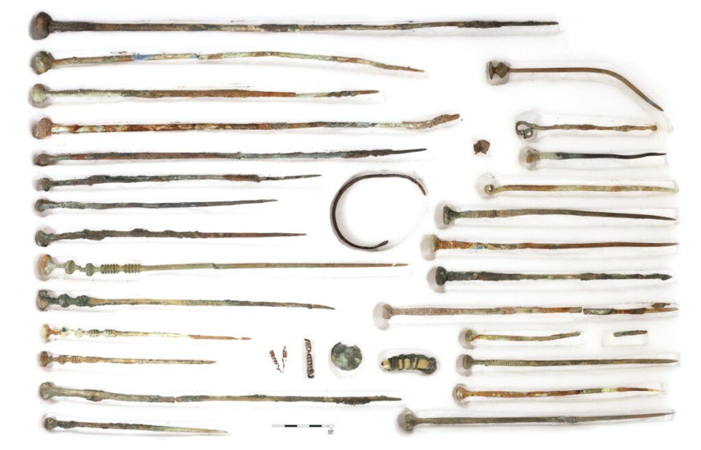 Arqueólogos desentierran un "pozo de los deseos" de más de 3 000 años